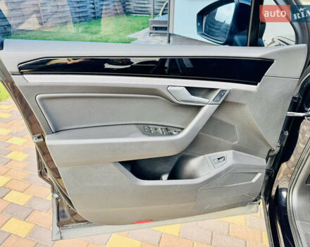 Черный Фольксваген Туарег, объемом двигателя 3 л и пробегом 195 тыс. км за 33700 $, фото 10 на Automoto.ua