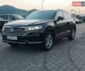 Черный Фольксваген Туарег, объемом двигателя 2.97 л и пробегом 255 тыс. км за 43500 $, фото 1 на Automoto.ua