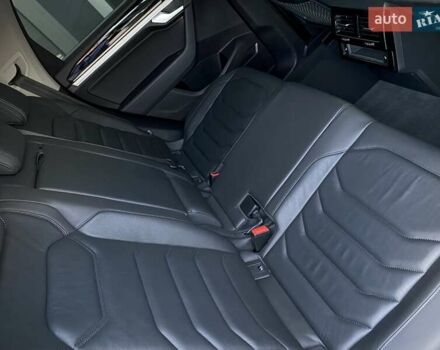 Черный Фольксваген Туарег, объемом двигателя 2.97 л и пробегом 130 тыс. км за 46500 $, фото 62 на Automoto.ua