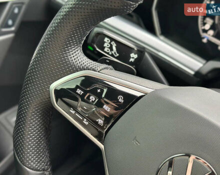 Черный Фольксваген Туарег, объемом двигателя 2.97 л и пробегом 129 тыс. км за 48500 $, фото 37 на Automoto.ua