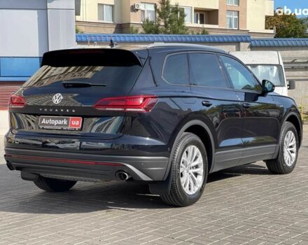 Чорний Фольксваген Туарег, об'ємом двигуна 3 л та пробігом 43 тис. км за 43990 $, фото 4 на Automoto.ua