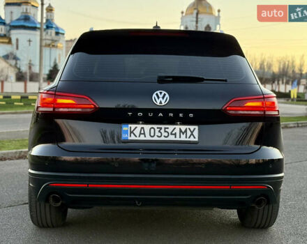Черный Фольксваген Туарег, объемом двигателя 2.97 л и пробегом 165 тыс. км за 39900 $, фото 9 на Automoto.ua