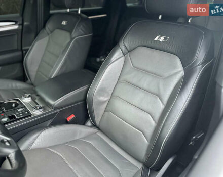 Черный Фольксваген Туарег, объемом двигателя 3 л и пробегом 115 тыс. км за 45500 $, фото 59 на Automoto.ua