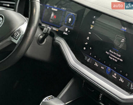 Черный Фольксваген Туарег, объемом двигателя 3 л и пробегом 115 тыс. км за 45500 $, фото 30 на Automoto.ua