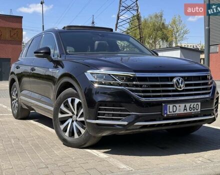 Черный Фольксваген Туарег, объемом двигателя 2.97 л и пробегом 194 тыс. км за 48200 $, фото 48 на Automoto.ua