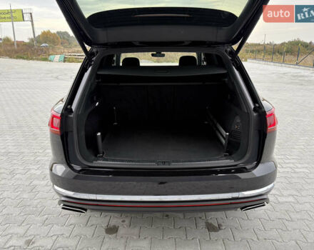 Черный Фольксваген Туарег, объемом двигателя 3 л и пробегом 188 тыс. км за 44555 $, фото 76 на Automoto.ua