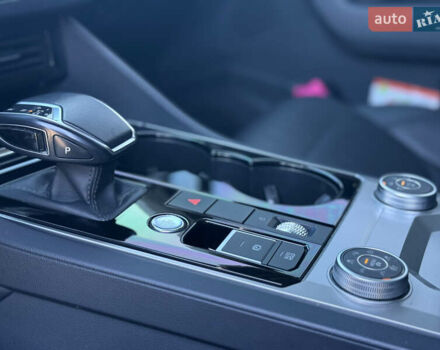 Черный Фольксваген Туарег, объемом двигателя 3 л и пробегом 195 тыс. км за 44600 $, фото 22 на Automoto.ua