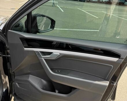 Черный Фольксваген Туарег, объемом двигателя 3 л и пробегом 163 тыс. км за 40000 $, фото 10 на Automoto.ua