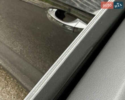 Черный Фольксваген Туарег, объемом двигателя 3 л и пробегом 141 тыс. км за 48500 $, фото 50 на Automoto.ua