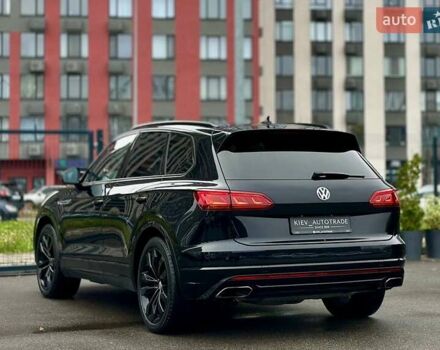 Черный Фольксваген Туарег, объемом двигателя 3 л и пробегом 141 тыс. км за 48500 $, фото 10 на Automoto.ua