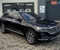 Черный Фольксваген Туарег, объемом двигателя 2.97 л и пробегом 130 тыс. км за 46999 $, фото 3 на Automoto.ua
