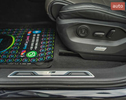 Черный Фольксваген Туарег, объемом двигателя 3.96 л и пробегом 170 тыс. км за 57777 $, фото 42 на Automoto.ua