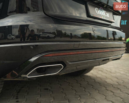 Черный Фольксваген Туарег, объемом двигателя 3.96 л и пробегом 170 тыс. км за 57777 $, фото 35 на Automoto.ua