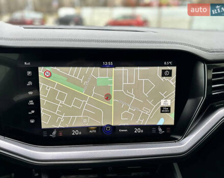 Черный Фольксваген Туарег, объемом двигателя 2.97 л и пробегом 129 тыс. км за 48500 $, фото 60 на Automoto.ua