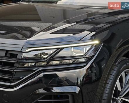 Черный Фольксваген Туарег, объемом двигателя 2.97 л и пробегом 98 тыс. км за 59980 $, фото 14 на Automoto.ua