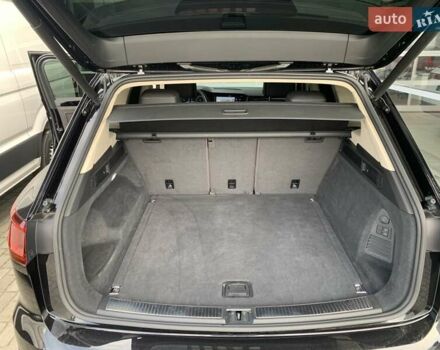 Черный Фольксваген Туарег, объемом двигателя 2.97 л и пробегом 77 тыс. км за 51000 $, фото 31 на Automoto.ua