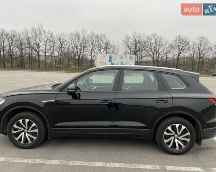 Черный Фольксваген Туарег, объемом двигателя 2.99 л и пробегом 135 тыс. км за 36950 $, фото 12 на Automoto.ua