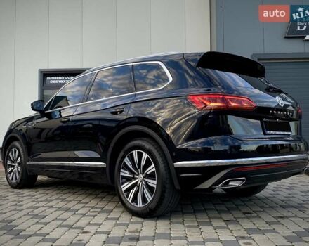 Черный Фольксваген Туарег, объемом двигателя 2.97 л и пробегом 130 тыс. км за 46999 $, фото 30 на Automoto.ua