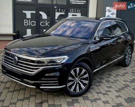 Черный Фольксваген Туарег, объемом двигателя 2.97 л и пробегом 130 тыс. км за 46500 $, фото 19 на Automoto.ua