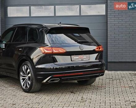 Черный Фольксваген Туарег, объемом двигателя 2.97 л и пробегом 98 тыс. км за 59980 $, фото 7 на Automoto.ua