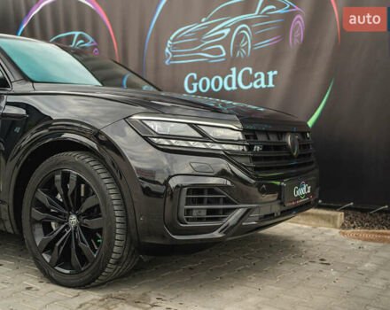 Черный Фольксваген Туарег, объемом двигателя 3.96 л и пробегом 170 тыс. км за 57777 $, фото 25 на Automoto.ua