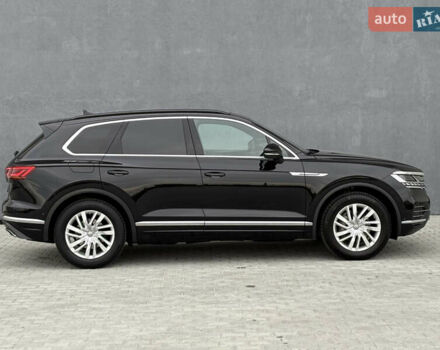 Черный Фольксваген Туарег, объемом двигателя 3 л и пробегом 188 тыс. км за 44555 $, фото 26 на Automoto.ua