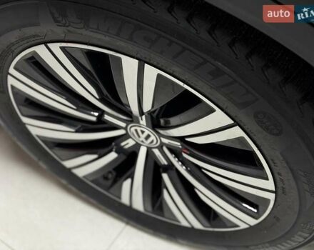 Черный Фольксваген Туарег, объемом двигателя 2.97 л и пробегом 123 тыс. км за 49900 $, фото 14 на Automoto.ua