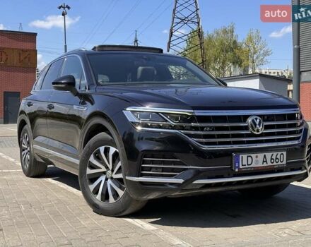 Черный Фольксваген Туарег, объемом двигателя 2.97 л и пробегом 194 тыс. км за 48200 $, фото 47 на Automoto.ua