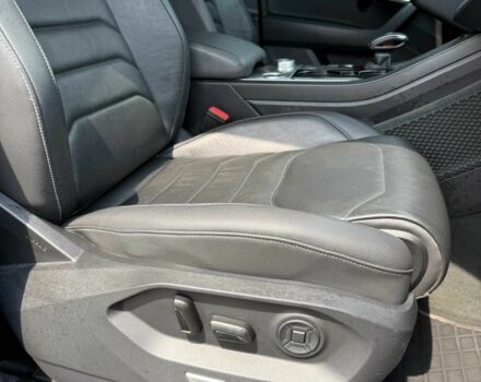 Черный Фольксваген Туарег, объемом двигателя 3 л и пробегом 163 тыс. км за 40000 $, фото 11 на Automoto.ua