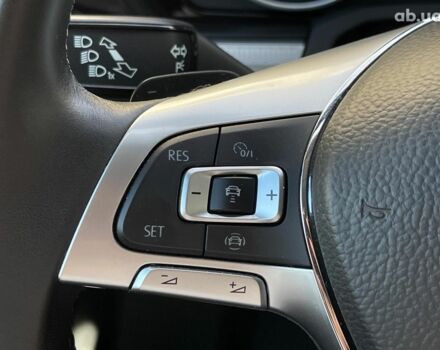 Чорний Фольксваген Туарег, об'ємом двигуна 3 л та пробігом 43 тис. км за 43990 $, фото 19 на Automoto.ua