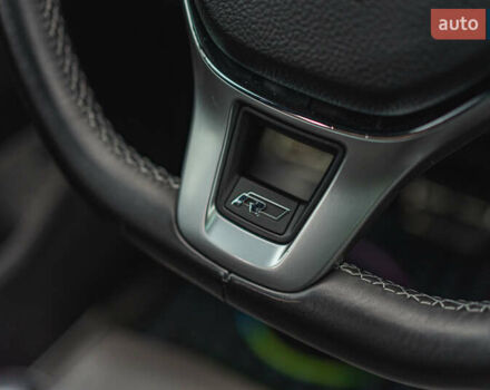 Черный Фольксваген Туарег, объемом двигателя 3.96 л и пробегом 170 тыс. км за 57777 $, фото 77 на Automoto.ua