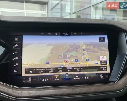 Черный Фольксваген Туарег, объемом двигателя 2.97 л и пробегом 77 тыс. км за 51000 $, фото 27 на Automoto.ua