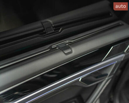 Черный Фольксваген Туарег, объемом двигателя 3.96 л и пробегом 170 тыс. км за 57777 $, фото 55 на Automoto.ua