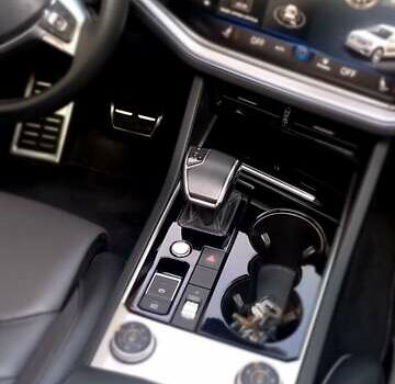 Черный Фольксваген Туарег, объемом двигателя 2.97 л и пробегом 163 тыс. км за 51500 $, фото 24 на Automoto.ua