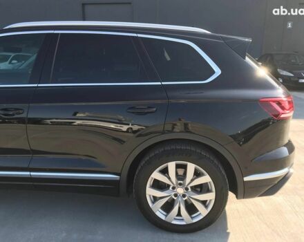 Чорний Фольксваген Туарег, об'ємом двигуна 3 л та пробігом 119 тис. км за 49990 $, фото 8 на Automoto.ua