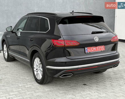 Черный Фольксваген Туарег, объемом двигателя 3 л и пробегом 188 тыс. км за 44555 $, фото 12 на Automoto.ua