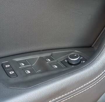 Черный Фольксваген Туарег, объемом двигателя 2.97 л и пробегом 163 тыс. км за 51500 $, фото 14 на Automoto.ua