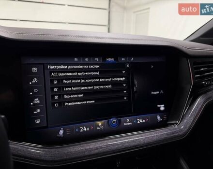 Черный Фольксваген Туарег, объемом двигателя 2.97 л и пробегом 123 тыс. км за 49900 $, фото 38 на Automoto.ua