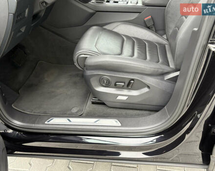 Черный Фольксваген Туарег, объемом двигателя 3 л и пробегом 188 тыс. км за 44555 $, фото 48 на Automoto.ua