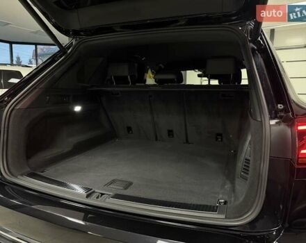 Черный Фольксваген Туарег, объемом двигателя 2.97 л и пробегом 123 тыс. км за 49900 $, фото 59 на Automoto.ua