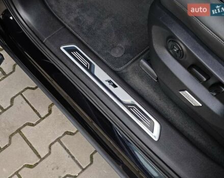 Черный Фольксваген Туарег, объемом двигателя 2.97 л и пробегом 98 тыс. км за 59980 $, фото 27 на Automoto.ua