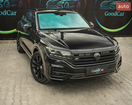 Черный Фольксваген Туарег, объемом двигателя 3.96 л и пробегом 170 тыс. км за 57777 $, фото 1 на Automoto.ua