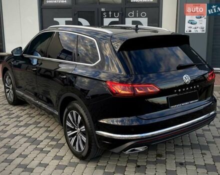 Черный Фольксваген Туарег, объемом двигателя 2.97 л и пробегом 130 тыс. км за 46999 $, фото 31 на Automoto.ua