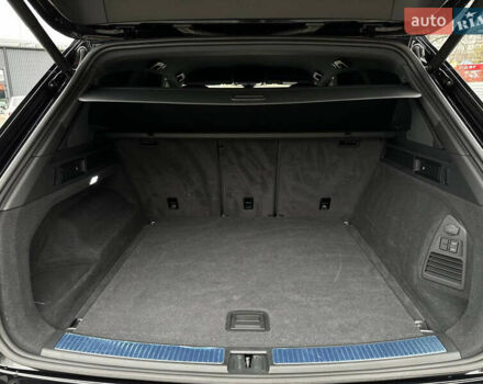 Черный Фольксваген Туарег, объемом двигателя 2.97 л и пробегом 129 тыс. км за 48500 $, фото 55 на Automoto.ua