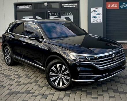 Черный Фольксваген Туарег, объемом двигателя 2.97 л и пробегом 130 тыс. км за 46999 $, фото 9 на Automoto.ua