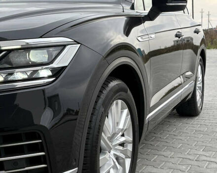 Черный Фольксваген Туарег, объемом двигателя 3 л и пробегом 188 тыс. км за 44555 $, фото 23 на Automoto.ua