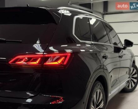 Черный Фольксваген Туарег, объемом двигателя 2.97 л и пробегом 123 тыс. км за 49900 $, фото 17 на Automoto.ua