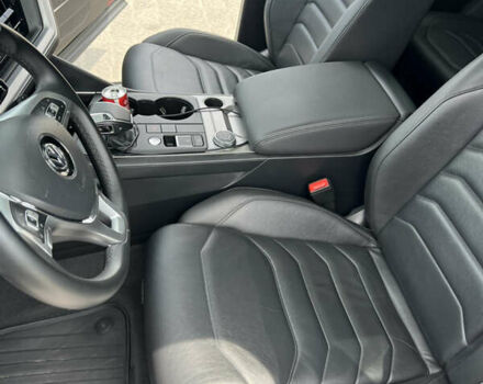 Черный Фольксваген Туарег, объемом двигателя 2.97 л и пробегом 121 тыс. км за 49800 $, фото 21 на Automoto.ua