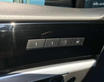 Чорний Фольксваген Туарег, об'ємом двигуна 3 л та пробігом 119 тис. км за 49990 $, фото 12 на Automoto.ua