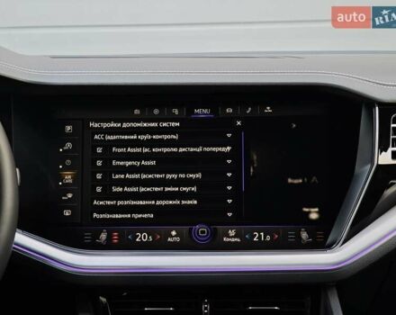 Черный Фольксваген Туарег, объемом двигателя 2.97 л и пробегом 108 тыс. км за 57499 $, фото 61 на Automoto.ua